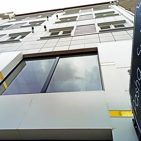 Pasha Aparthotel 3*